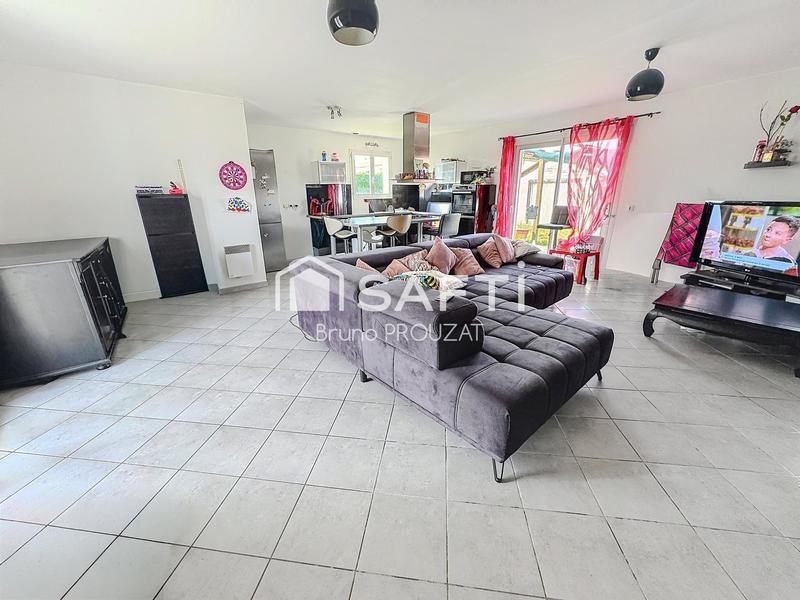 Maison - 90 m² - 4 pièces