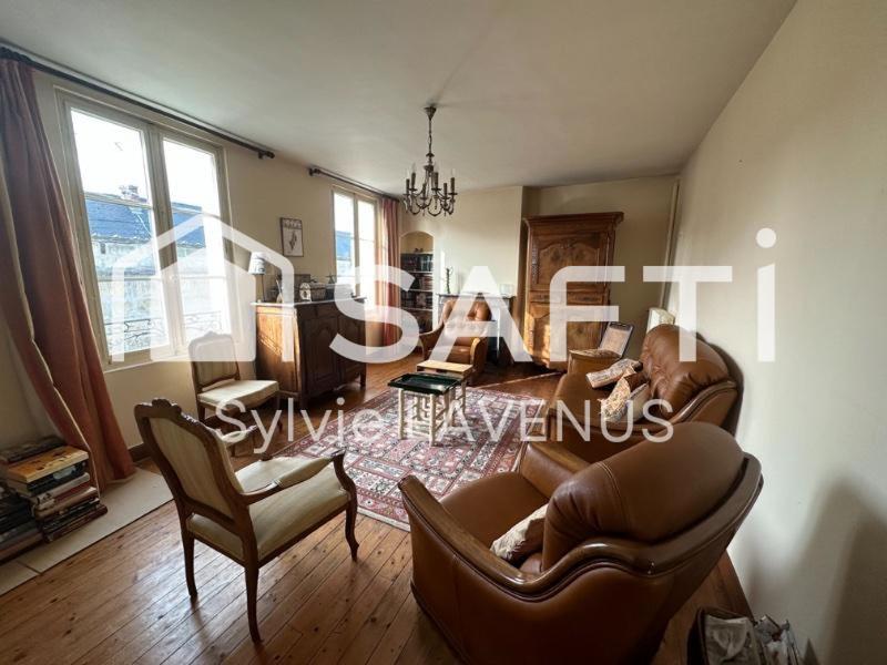 Maison - 153 m² - 8 pièces