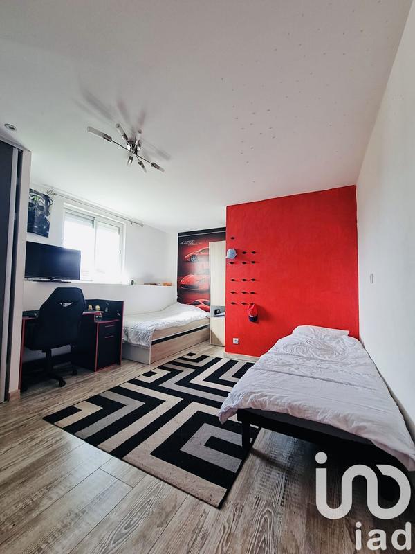 Maison - 168 m² - 10 pièces