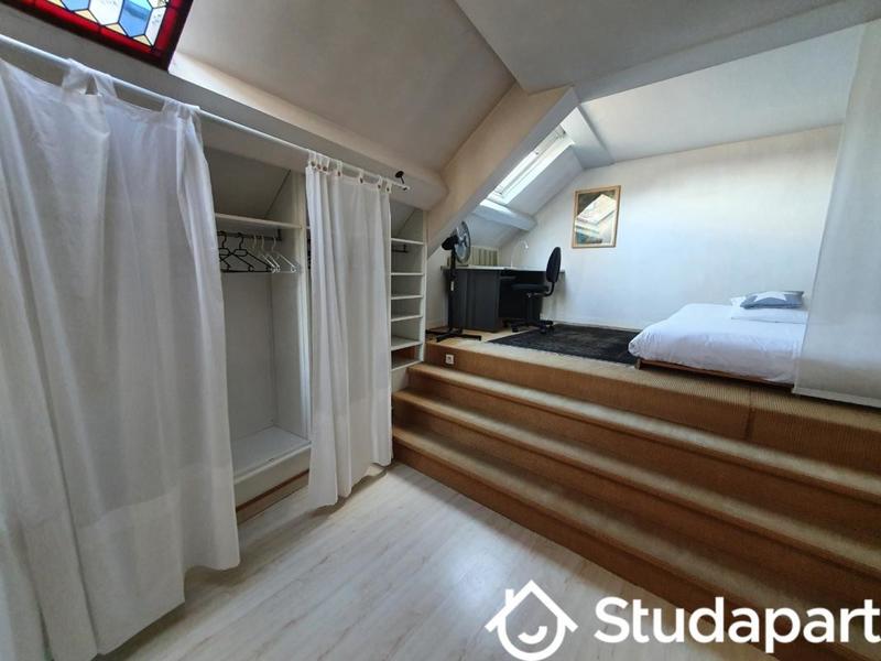 Chambre - 13 m² - 1 pièce