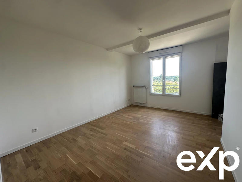 Maison - 147 m² - 7 pièces