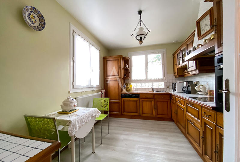 Maison - 140 m² - 6 pièces