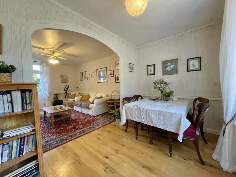 Maison traditionnelle - 130 m² - 6 pièces