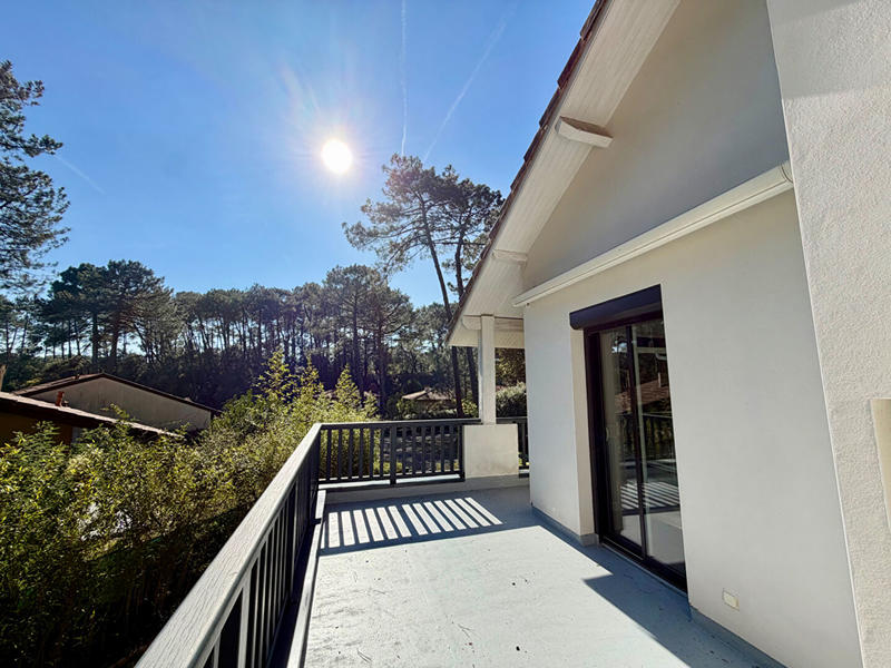 Maison - 190 m² - 6 pièces