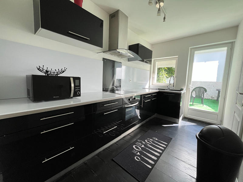 Maison - 96 m² - 4 pièces