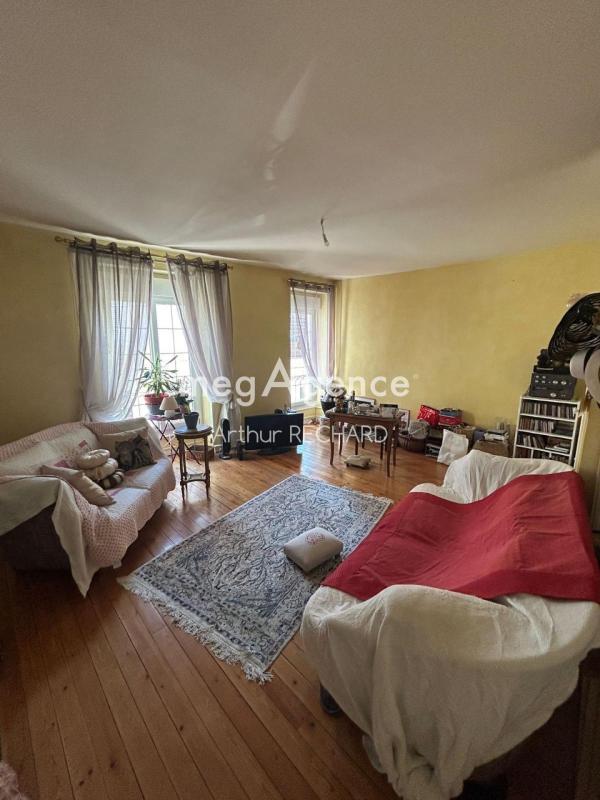 Maison - 180 m² - 6 pièces