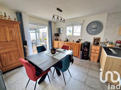 Maison - 98 m² - 5 pièces