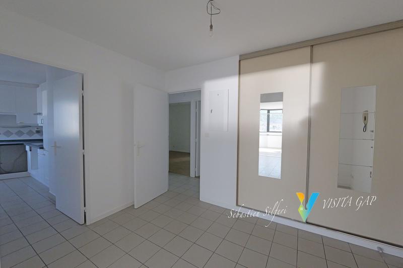 Appartement - 85 m² - 3 pièces