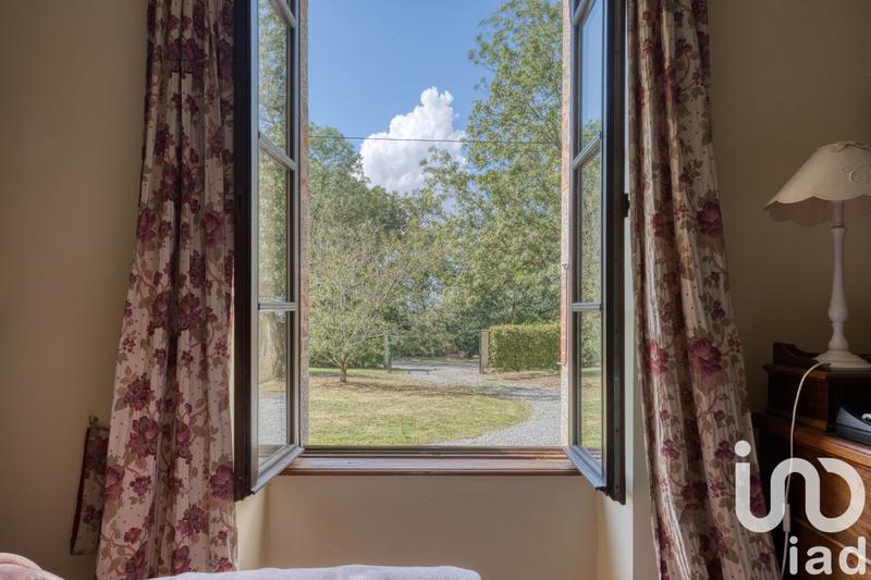 Maison - 310 m² - 12 pièces