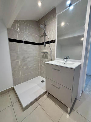 Appartement - 60 m² - 2 pièces