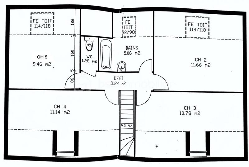 Maison - 202 m² - 8 pièces