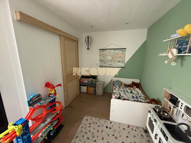 Maison - 102 m² - 6 pièces