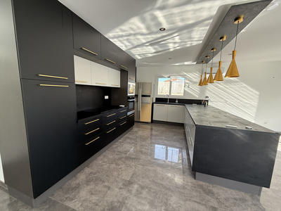 Maison - 139 m² - 5 pièces