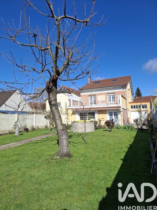 Maison - 161 m² - 5 pièces