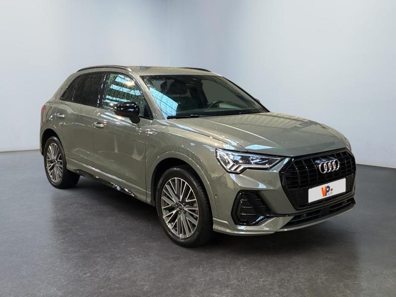 Audi Q3 45 TFSIe 245 ch s tronic 6 s line