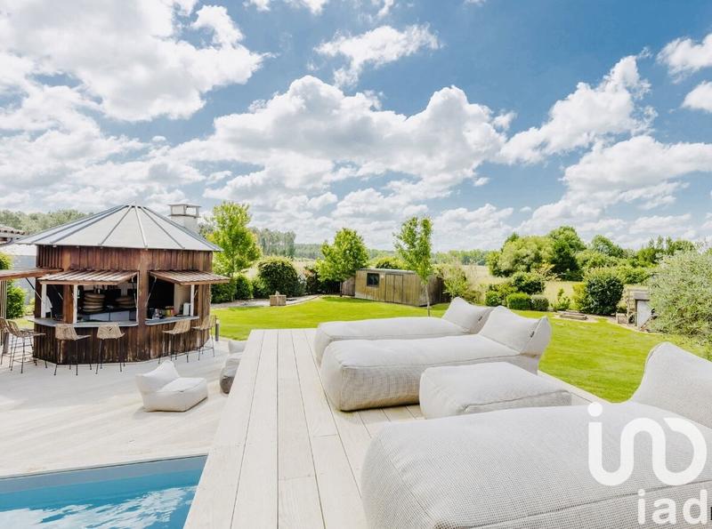 Maison de maîtres - 300 m² - 7 pièces