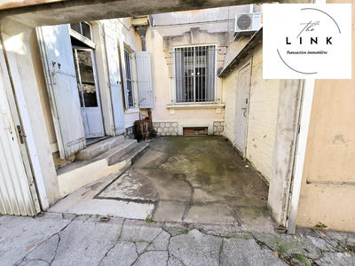 Maison - 227 m² - 9 pièces