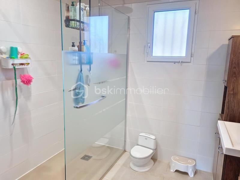 Villa - 232 m² - 9 pièces