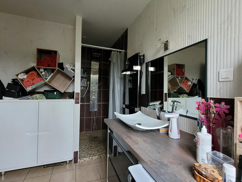 Maison - 166 m² - 8 pièces