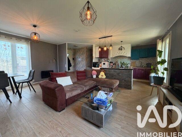 Maison - 94 m² - 4 pièces