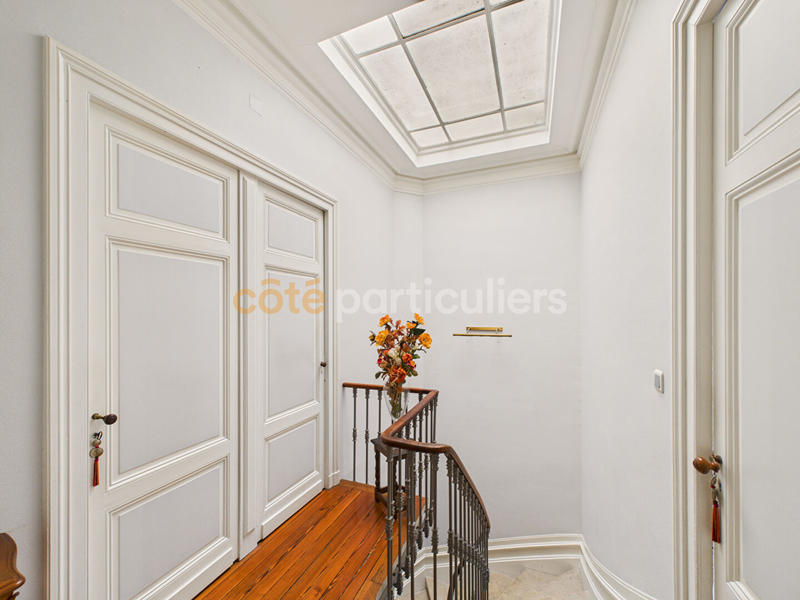 Maison - 188 m² - 5 pièces