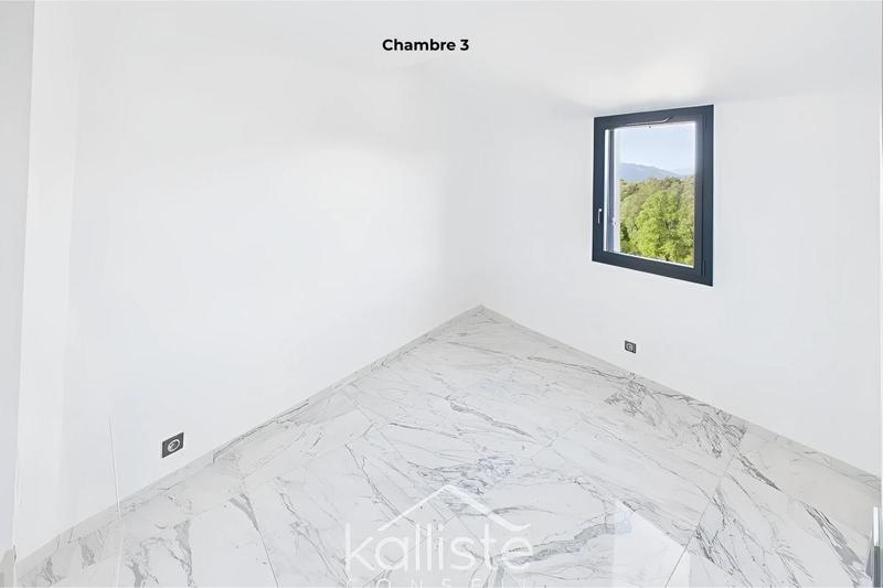 Appartement - 89 m² - 5 pièces