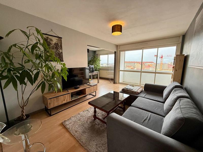 Appartement - 70 m² - 3 pièces