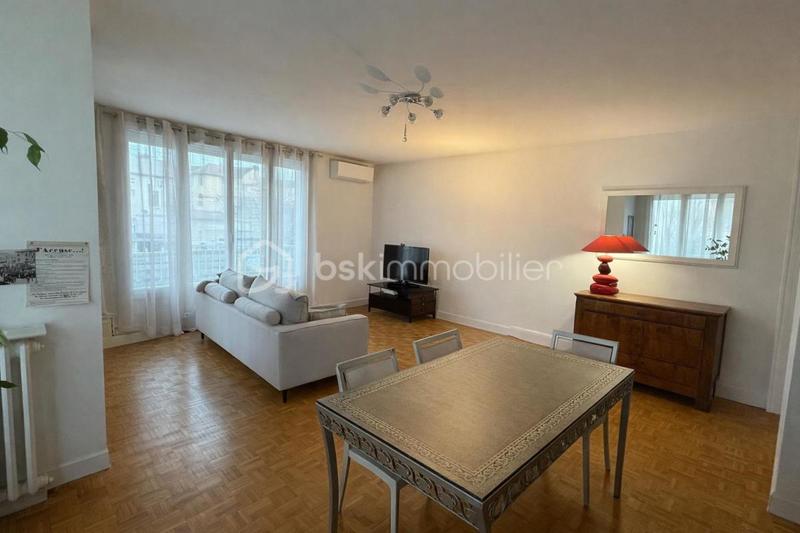 Appartement - 111 m² - 4 pièces
