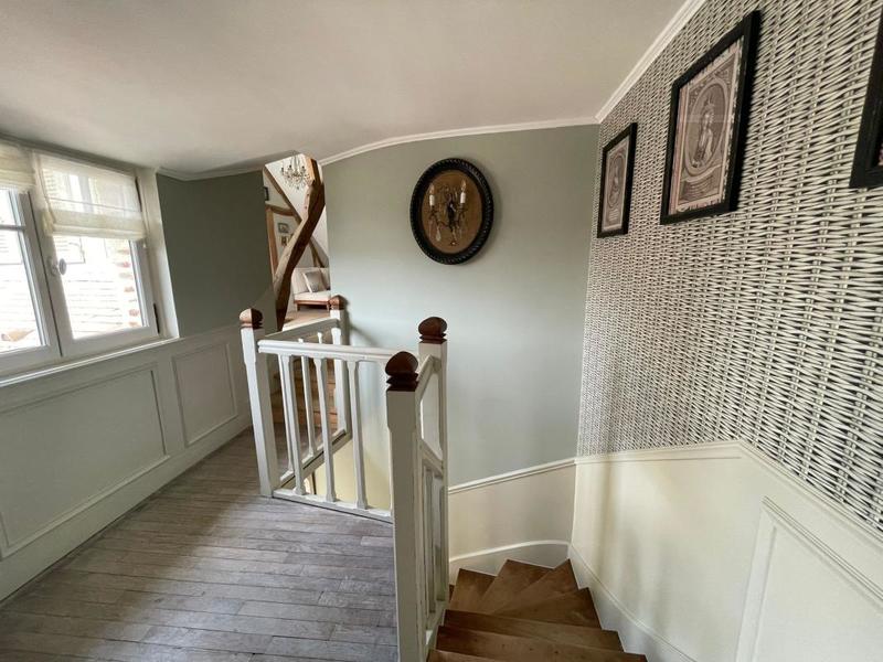 Propriété - 176 m² - 5 pièces