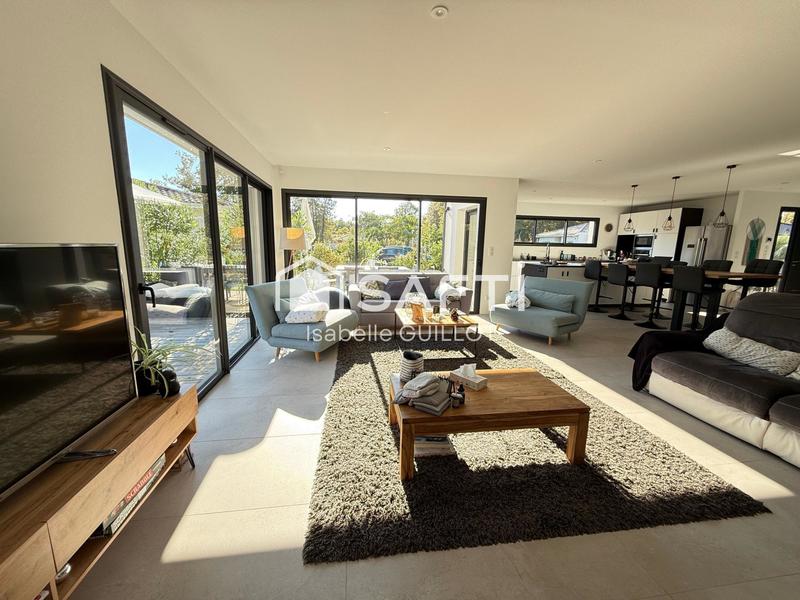 Maison - 160 m² - 7 pièces