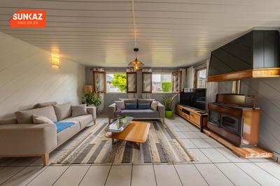 Maison - 141 m² - 6 pièces