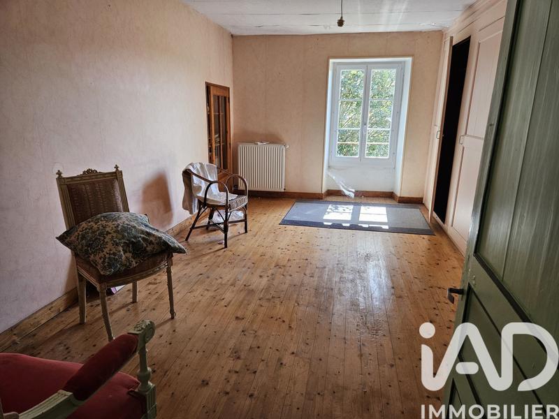 Maison - 301 m² - 8 pièces