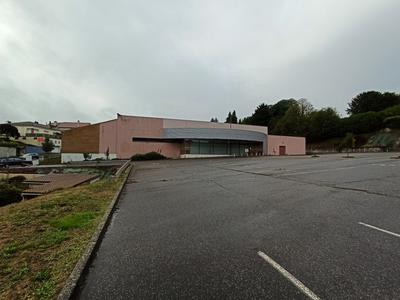Local commercial - 1 650 m²
