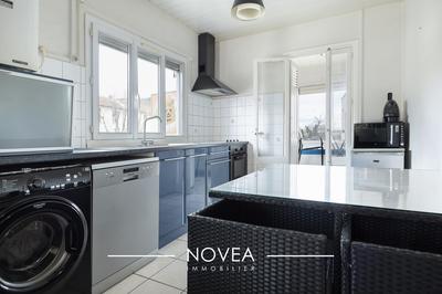 Appartement - 70 m² - 4 pièces