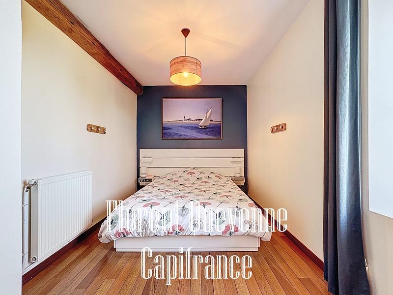 Maison en pierre - 142 m² - 7 pièces