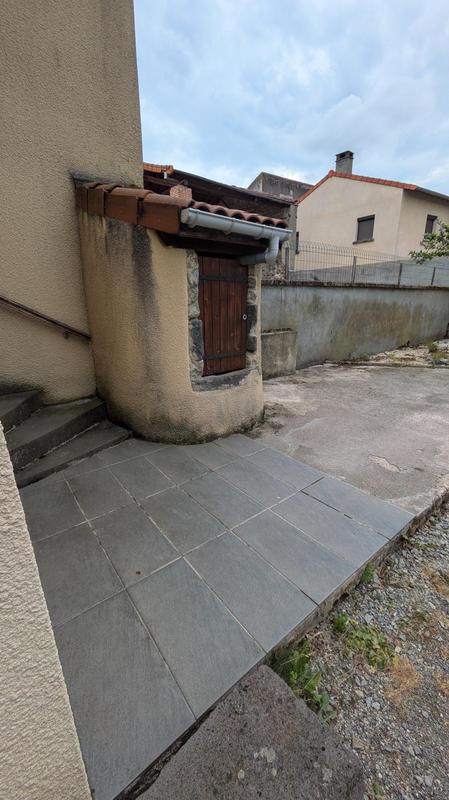 Maison - 99 m² - 7 pièces