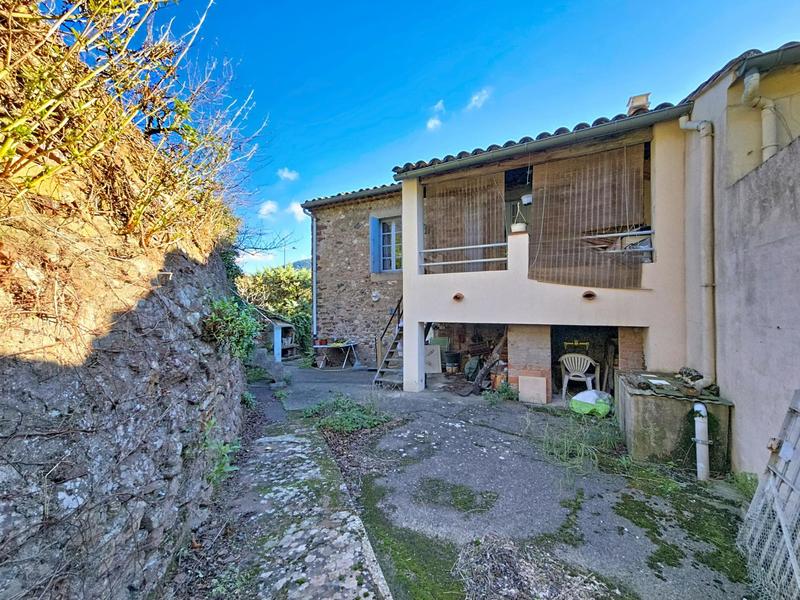 Maison - 101 m² - 5 pièces