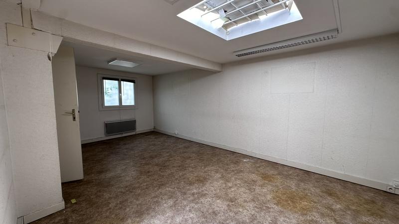 Bureau - 133 m² - 6 pièces