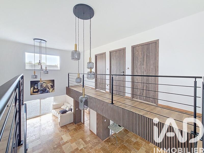 Maison - 110 m² - 5 pièces