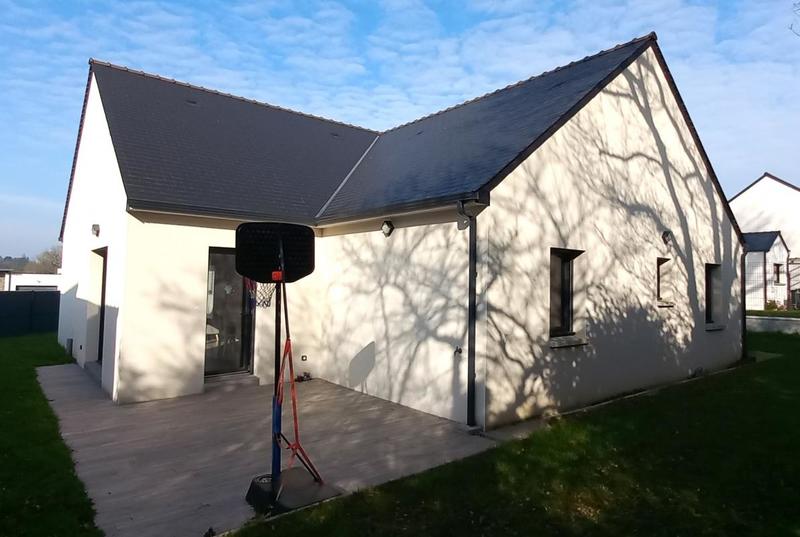 Maison - 102 m² - 5 pièces