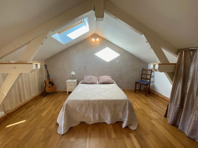 Maison - 182 m² - 10 pièces