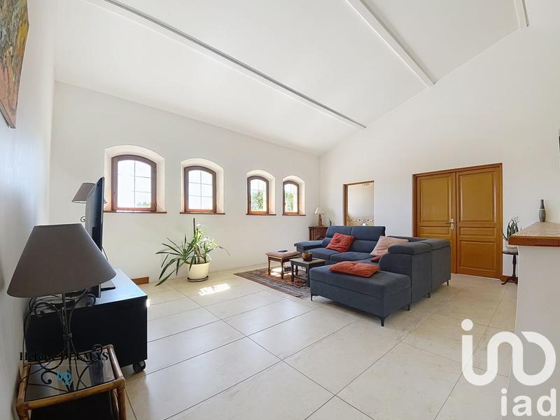 Maison de maîtres - 520 m² - 8 pièces