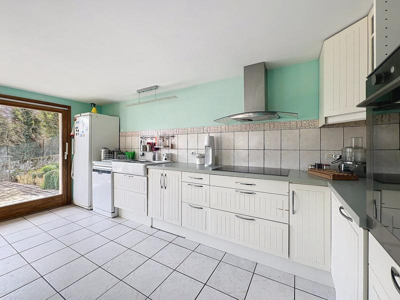 Maison - 191 m² - 7 pièces