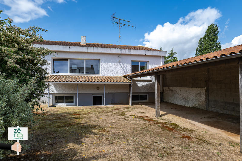 Maison - 161 m² - 5 pièces