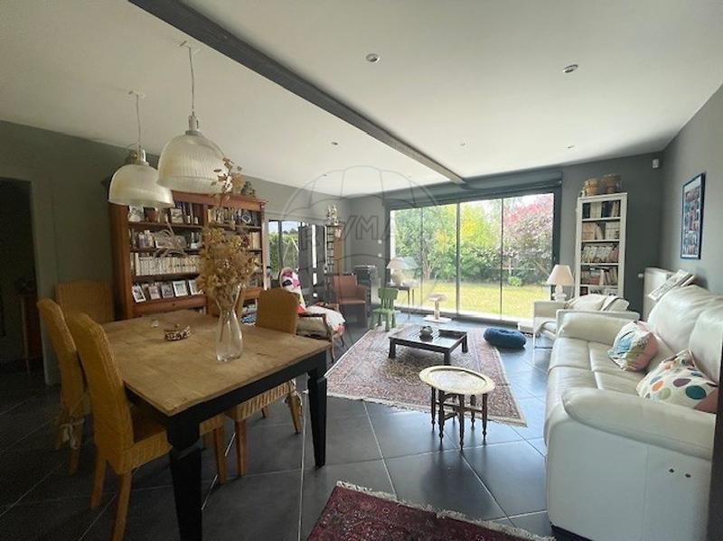 Maison - 143 m² - 6 pièces