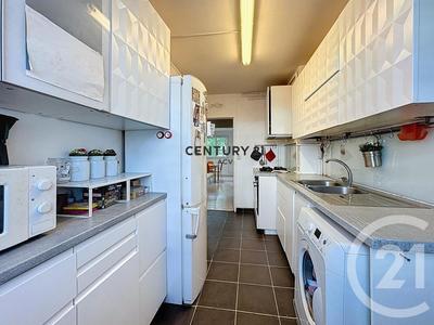 Appartement - 67 m² - 4 pièces