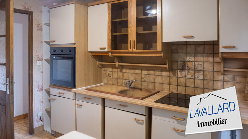 Maison - 80 m² - 5 pièces