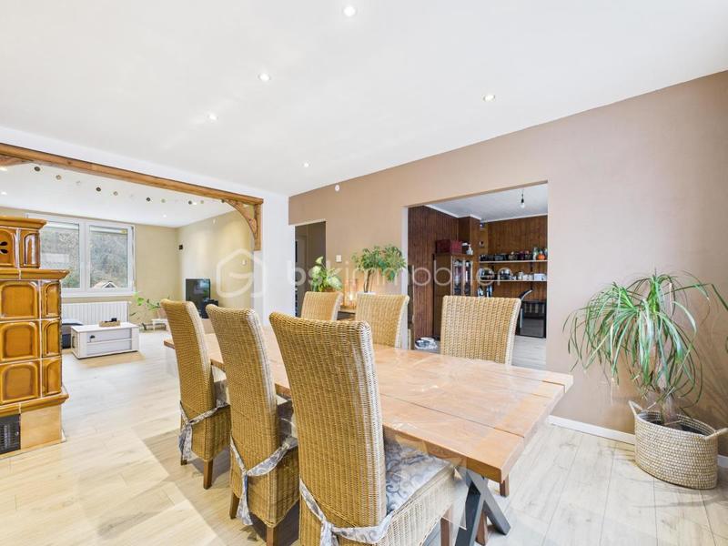 Maison - 165 m² - 6 pièces