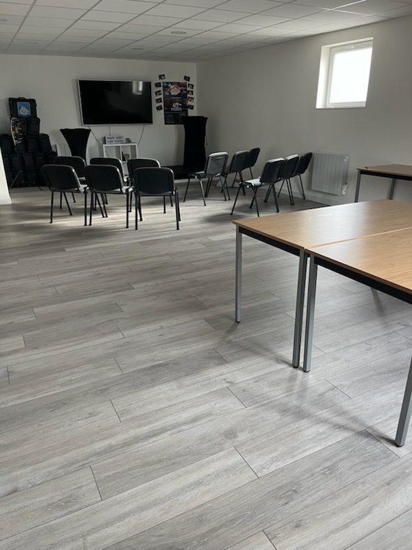 Local commercial - 160 m²