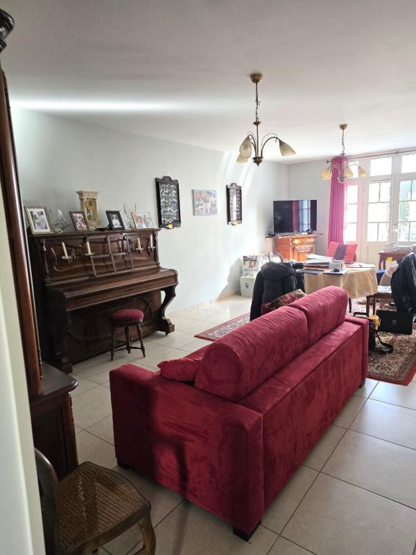Appartement - 80 m² - 4 pièces